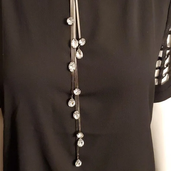 Beautiful 4 Strand Metal Rhinestone - Picture 3 of 6